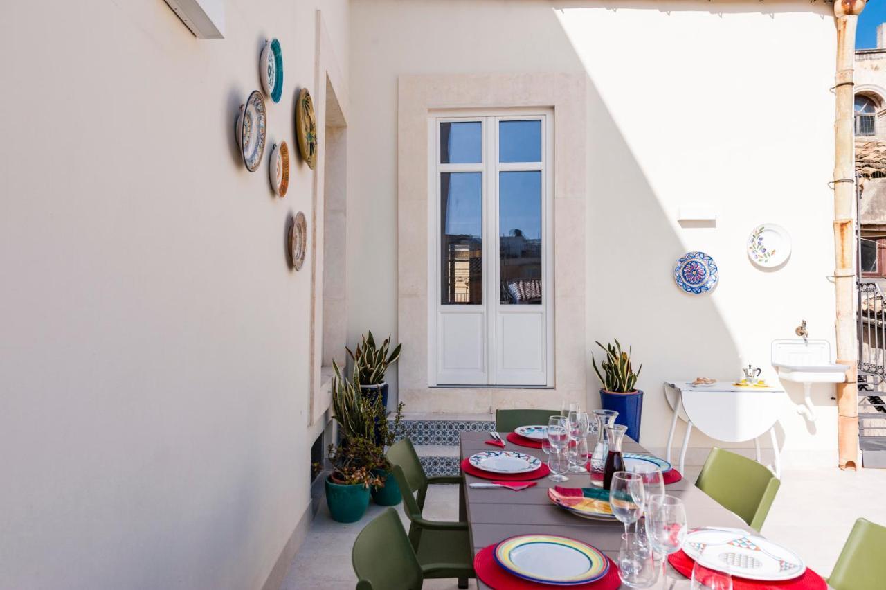 2 Soru Ortigia Holiday Home - Attico Con Terrazza Syracuse Eksteriør bilde