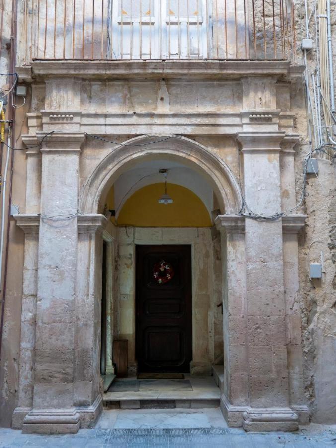 2 Soru Ortigia Holiday Home - Attico Con Terrazza Syracuse Eksteriør bilde